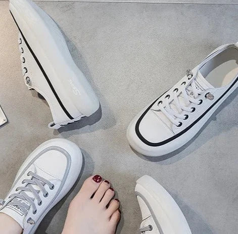 Women Sneakers Loafers Spring New Fashion Casual White Shoes Women Flat Lace Up Large Size 41 42 Nurse Shoes Women