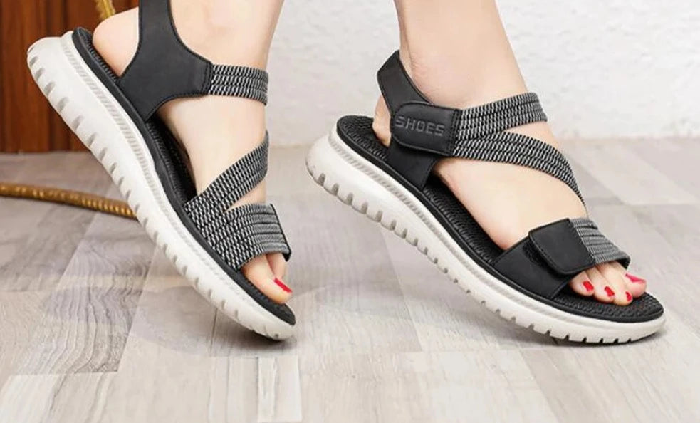 2024 New Women Sandals Platform leather Ladies Sandals Comfortable Flat Sandals Open Toe Beach Shoes Woman Footwear