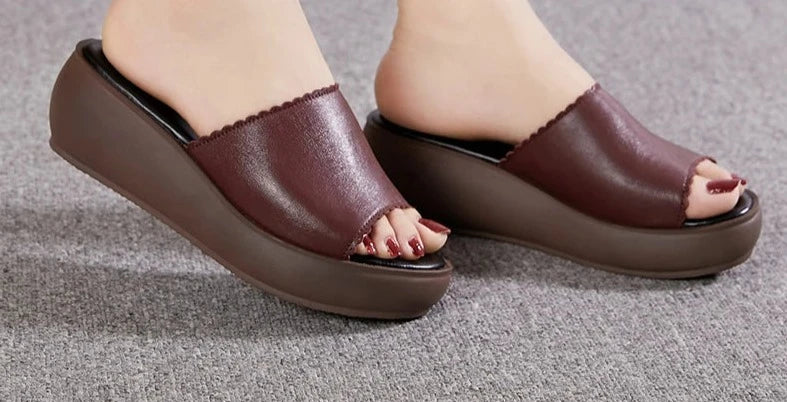 Women Slipper's 2024 Ladies Summer Slippers Shoes Women Wedges Heels Fashion Summer Genuine Leather Shoes Platform