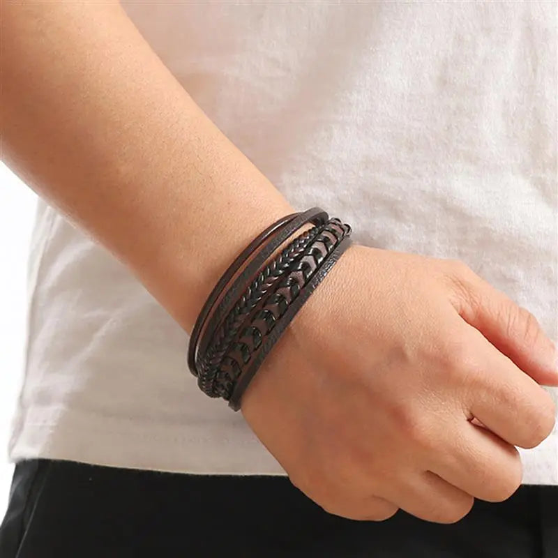 Classic Hand-Woven Leather Bracelet 19/21/23cm Multilayer Leather Men Bracelets Punk Bangle for Friend Charm Jewelry Gifts