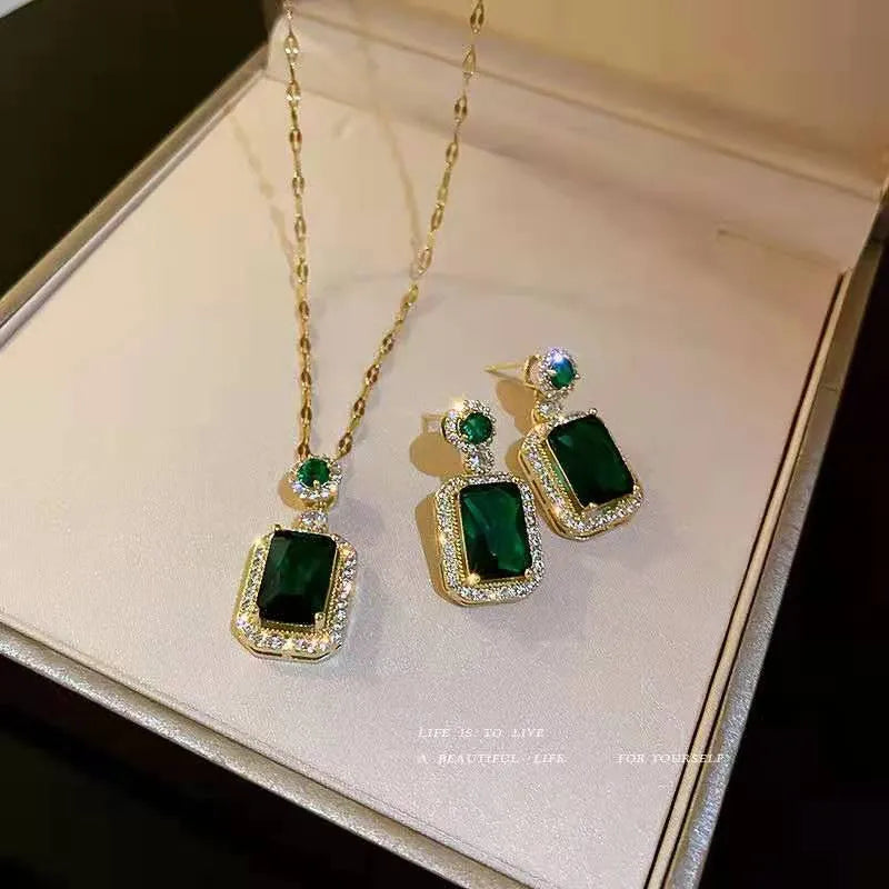 Luxury Fashion Emerald Perfume Bottle Necklace Earrings Ring Banquet Wedding Jewelry Set for Women Birthday Gift