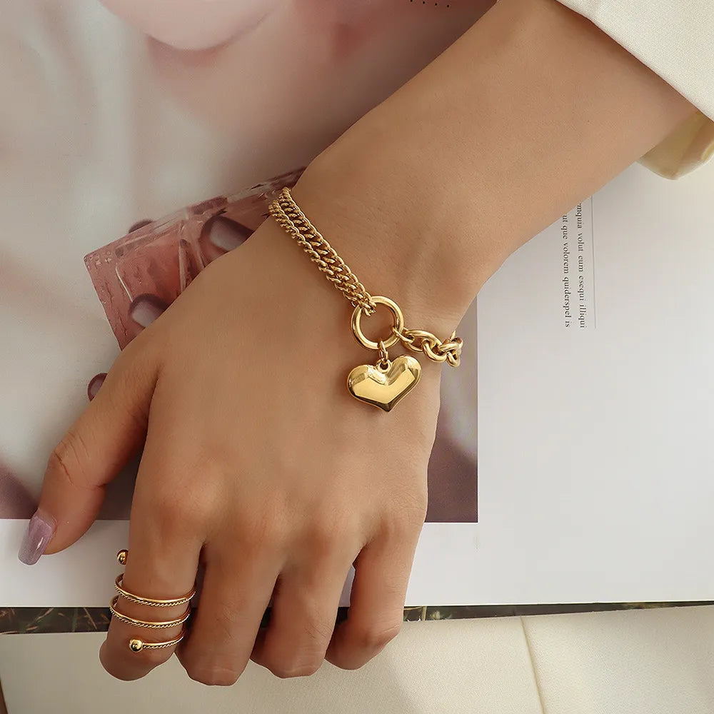 Statement Heart Pendant Bracelet Stainless Steel Gold color Jewelry Fashion Metal Texture Bracelet Accessories 2023