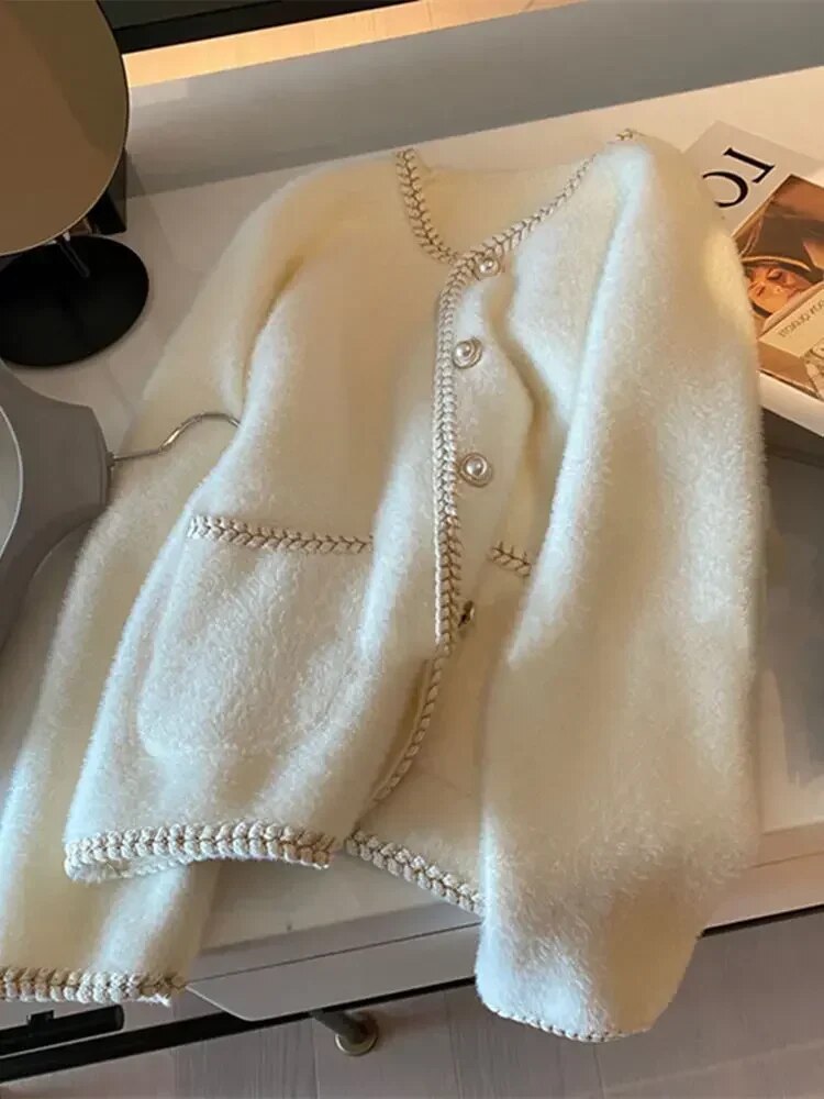 😍French Small Fragrance Pearl Button Sweater Cardigan Women's Top Gentle Mink Fleece Knit Jacket